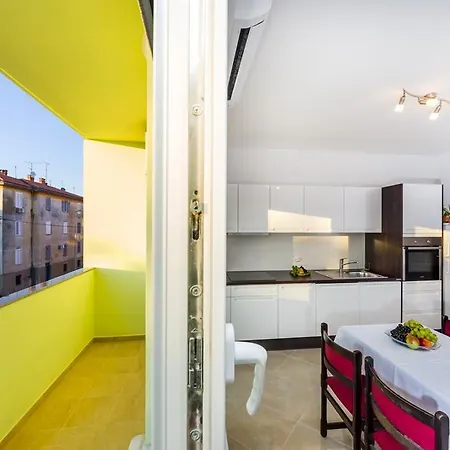 Sara Apartamento Zadar